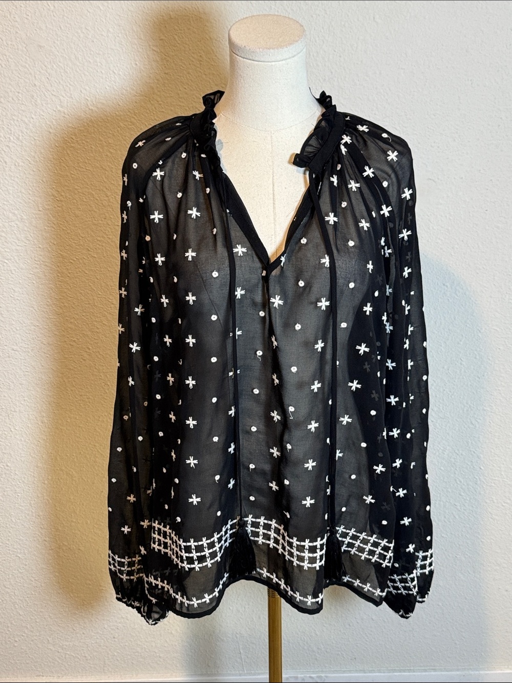 Free the Roses Black Sheer Embroidered Peasant Blouse size Large